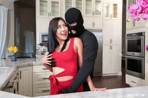 [Tiểu Bảo tìm hoa] Tôi đã hẹn gặp một cô gái mặc đồ đen, ngực to, ngoại hình đẹp, và đã được thổi kèn, liếm láp, cưỡi lên người cô ấy để thúc mạnh và quan hệ tình dục dữ dội...