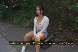 Lút cuống họng em nữ sinh ăn trộm đồ